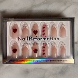 ❤NEW Nail Reformation Heart Press Ons 30 ct pack  - PERFECT FOR VALENTINE'S DAY